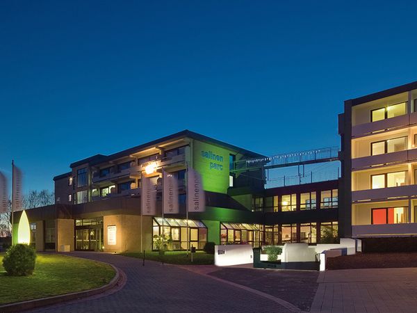 2 Tage Golf Arrangement - 2 Übernachtungen Design Budget Hotel salinenparc in Bad Westernkotten inkl. Frühstück Unkategorisiert online kaufen