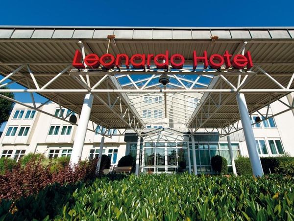 2 Tage in der historischen Großstadt Aachen Leonardo Hotel Aachen Unkategorisiert online kaufen