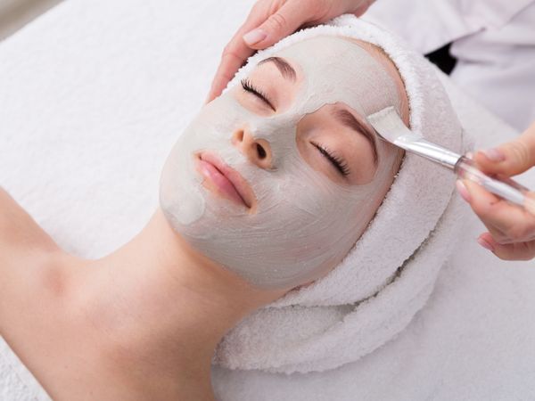 2 Tage Wunsch Wellness mit Schwerpunkt Gesichtspflege Waldhotel Tannenhäuschen in Wesel inkl. Halbpension Unkategorisiert online kaufen 2 Tage Wunsch Wellness mit Schwerpunkt Gesichtspflege Waldhotel Tannenhäuschen in Wesel inkl. Halbpension Unkategorisiert online kaufen