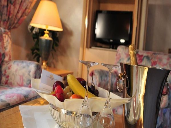 3 Tage Kölle im Hotel Flandrischer Hof Hotel Flandrischer Hof in Köln Unkategorisiert online kaufen 3 Tage Kölle im Hotel Flandrischer Hof Hotel Flandrischer Hof in Köln Unkategorisiert online kaufen