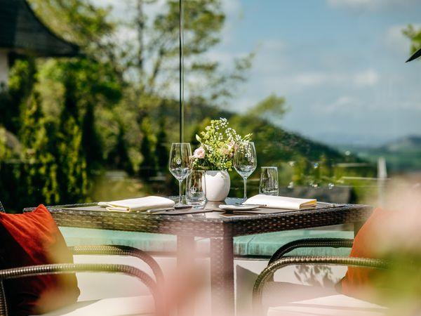 6 Tage Kurzurlaub in Astenkrone-Winterberg Fletcher Berghotel Astenkrone-Winterberg inkl. Halbpension Unkategorisiert online kaufen 6 Tage Kurzurlaub in Astenkrone-Winterberg Fletcher Berghotel Astenkrone-Winterberg inkl. Halbpension Unkategorisiert online kaufen