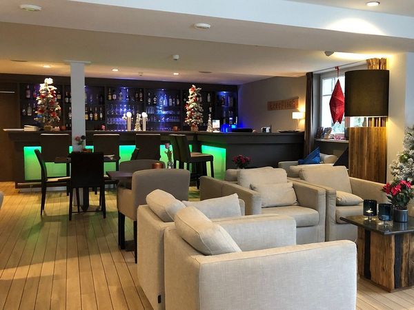 "Auswärts" Wanderurlaub mit Lunchpaket | 3 Tage auswärts - Dein Hotel im Sauerland in Schmallenberg inkl. Frühstück Unkategorisiert online kaufen