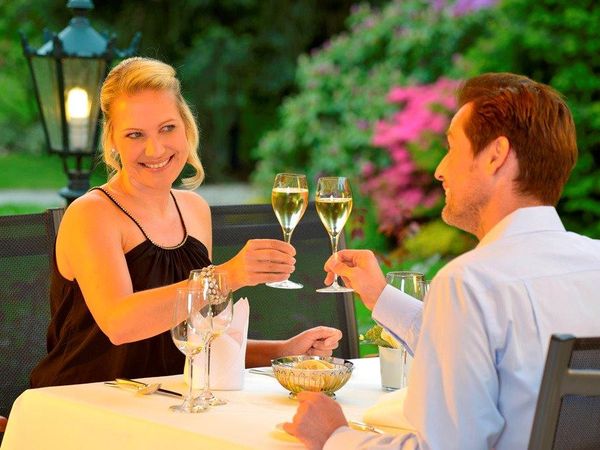 Auszeitentraum in Gütersloh - 1 Nacht Ringhotel Appelbaum inkl. Halbpension Unkategorisiert online kaufen Auszeitentraum in Gütersloh - 1 Nacht Ringhotel Appelbaum inkl. Halbpension Unkategorisiert online kaufen