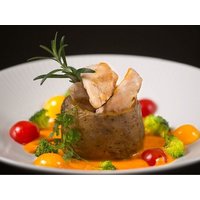Dine & Wine im Szene-Viertel Medienhafen / 3 Tage Courtyard by Marriott Düsseldorf Hafen inkl. Halbpension Unkategorisiert online kaufen