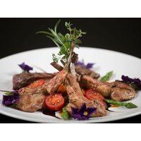 Dream-Suite & erlesenes Dinner / 3 Tage Courtyard by Marriott Düsseldorf Seestern inkl. Halbpension Unkategorisiert online kaufen