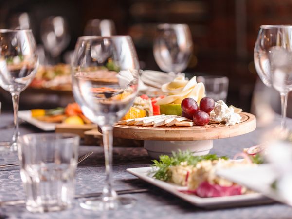 Kleine Auszeit mit 3-Gang-Menü/Dinnerbuffet - 3 Tage Van der Valk Hotel Moers inkl. Halbpension Unkategorisiert online kaufen Kleine Auszeit mit 3-Gang-Menü/Dinnerbuffet - 3 Tage Van der Valk Hotel Moers inkl. Halbpension Unkategorisiert online kaufen