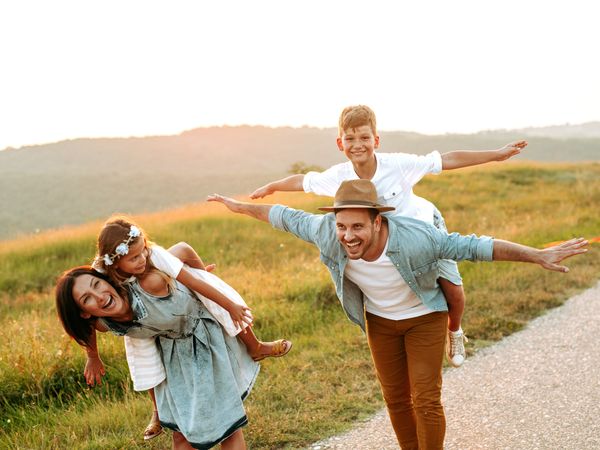 MEGA DEAL - 7 Tage Familienzeit im Sauerland inkl. Halbpension Hotel Kaisergarten in Neuenrade inkl. Halbpension Unkategorisiert online kaufen