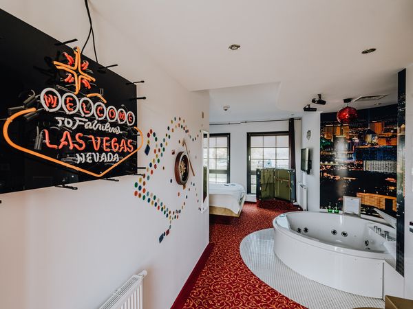 Road Stop Evening im Las Vegas Zimmer mit Whirlpool Road Stop Mettmann inkl. Halbpension Unkategorisiert online kaufen