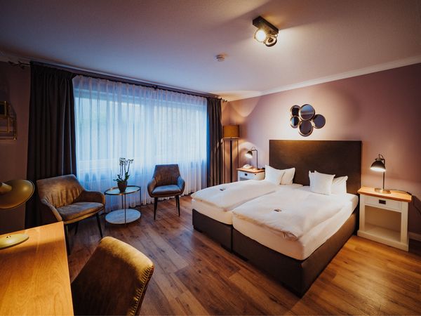 Shopping-Queen ... / 3 Tage Antik-Hotel Eichenhof in Bad Salzuflen inkl. Frühstück Unkategorisiert online kaufen